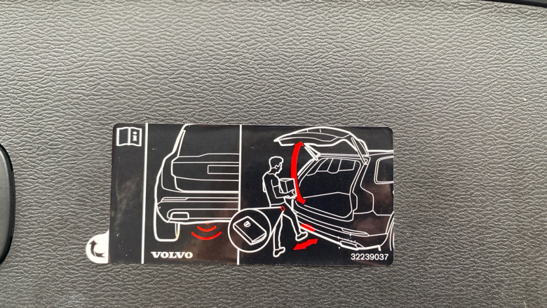 Volvo Xc40 170kW Recharge Plus 69kWh 5dr Auto Electric Estate